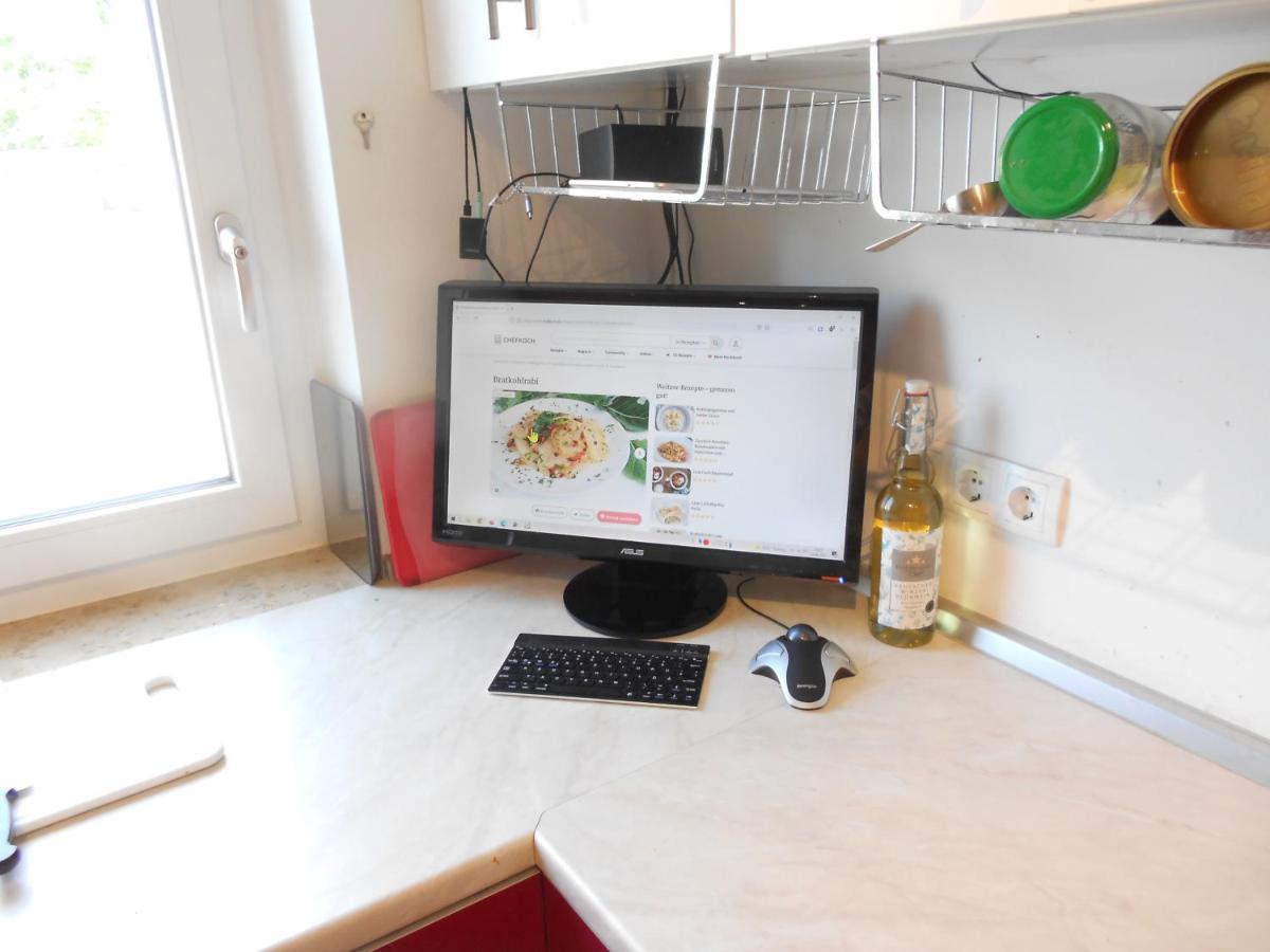Grosses Zimmer Bad Kueche Wohnzimmer Terasse Garten Zentral Ruhig 란츠베르크암레흐 외부 사진