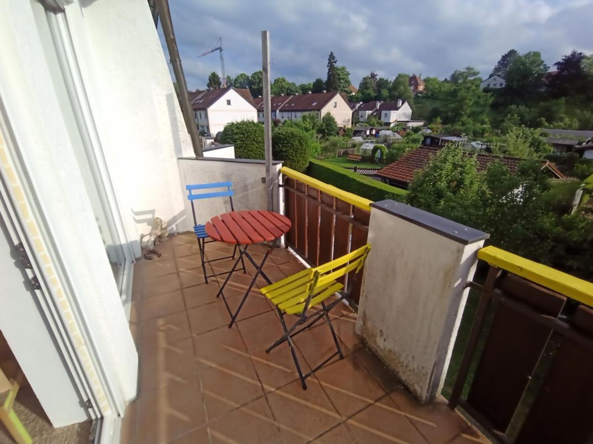 Grosses Zimmer Bad Kueche Wohnzimmer Terasse Garten Zentral Ruhig 란츠베르크암레흐 외부 사진